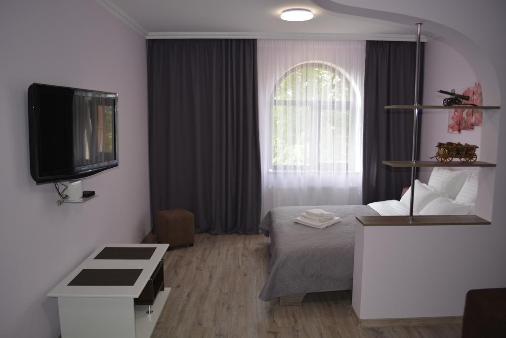 Apartment Vid Na Krepost Кам'янець-Подільский Екстер'єр фото